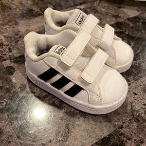 Infant adidas